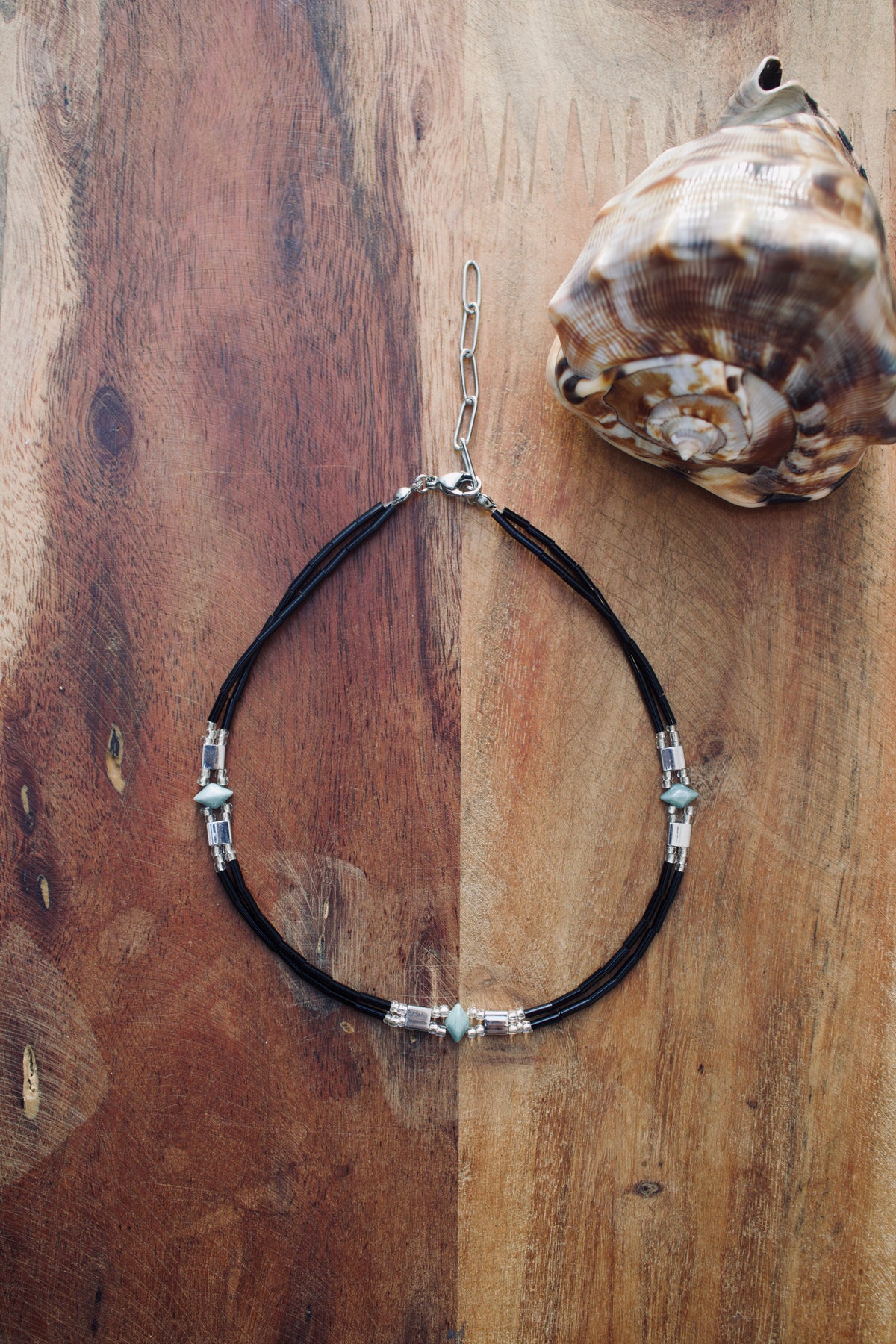 UCHŪ Chokers