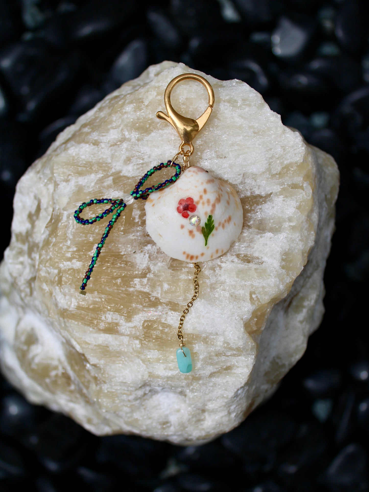 Sea beaded charm 005