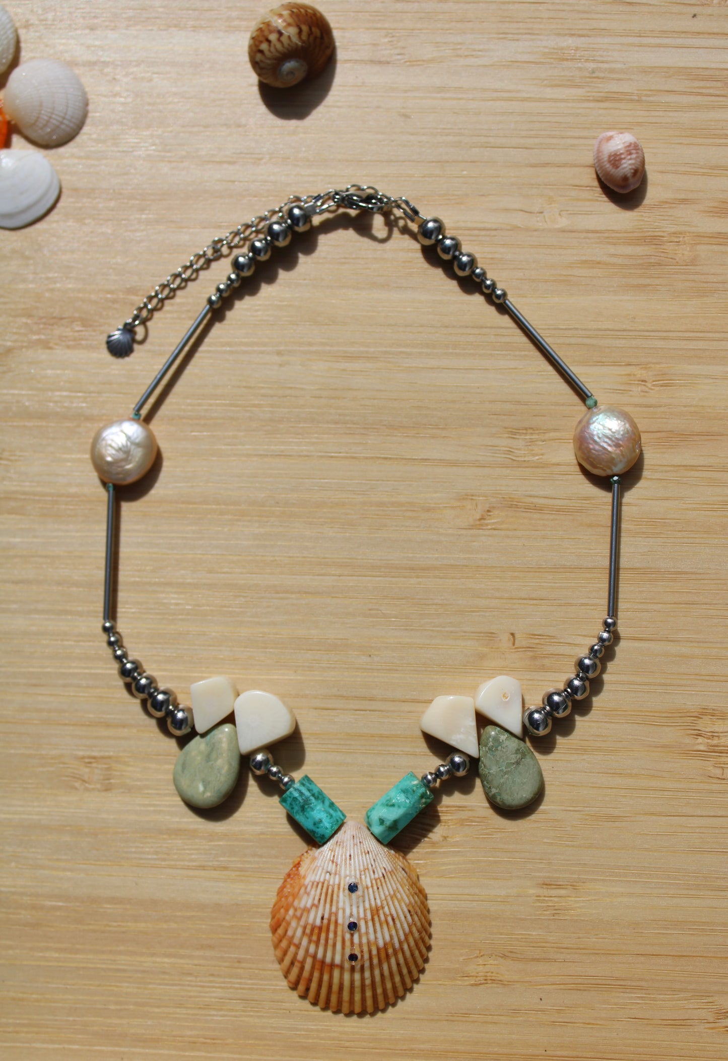 Sea shell necklace 007