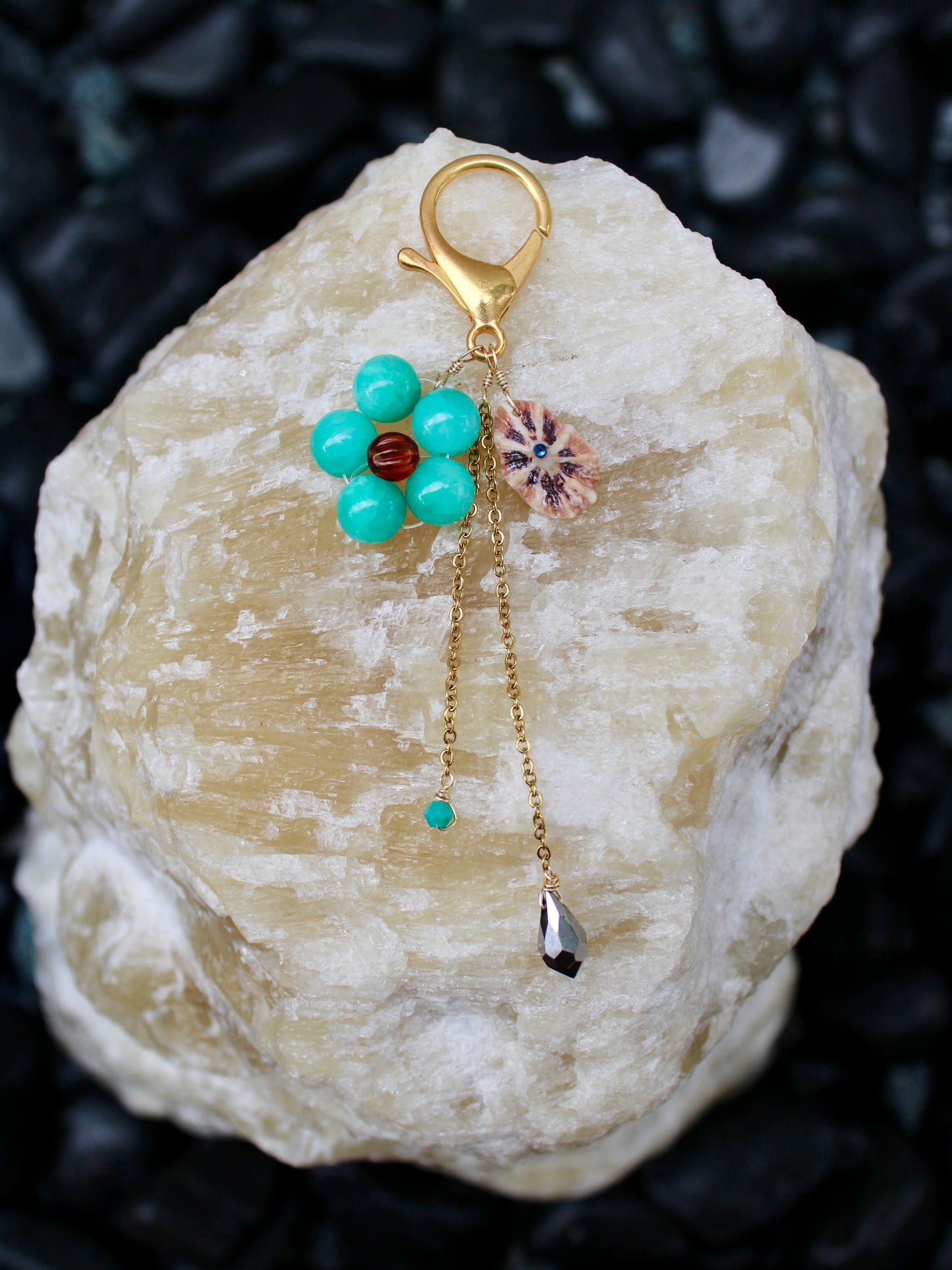 Sea beaded charm 006