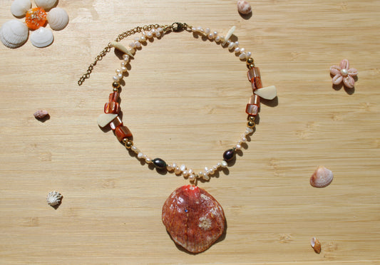 Sea shell necklace 011