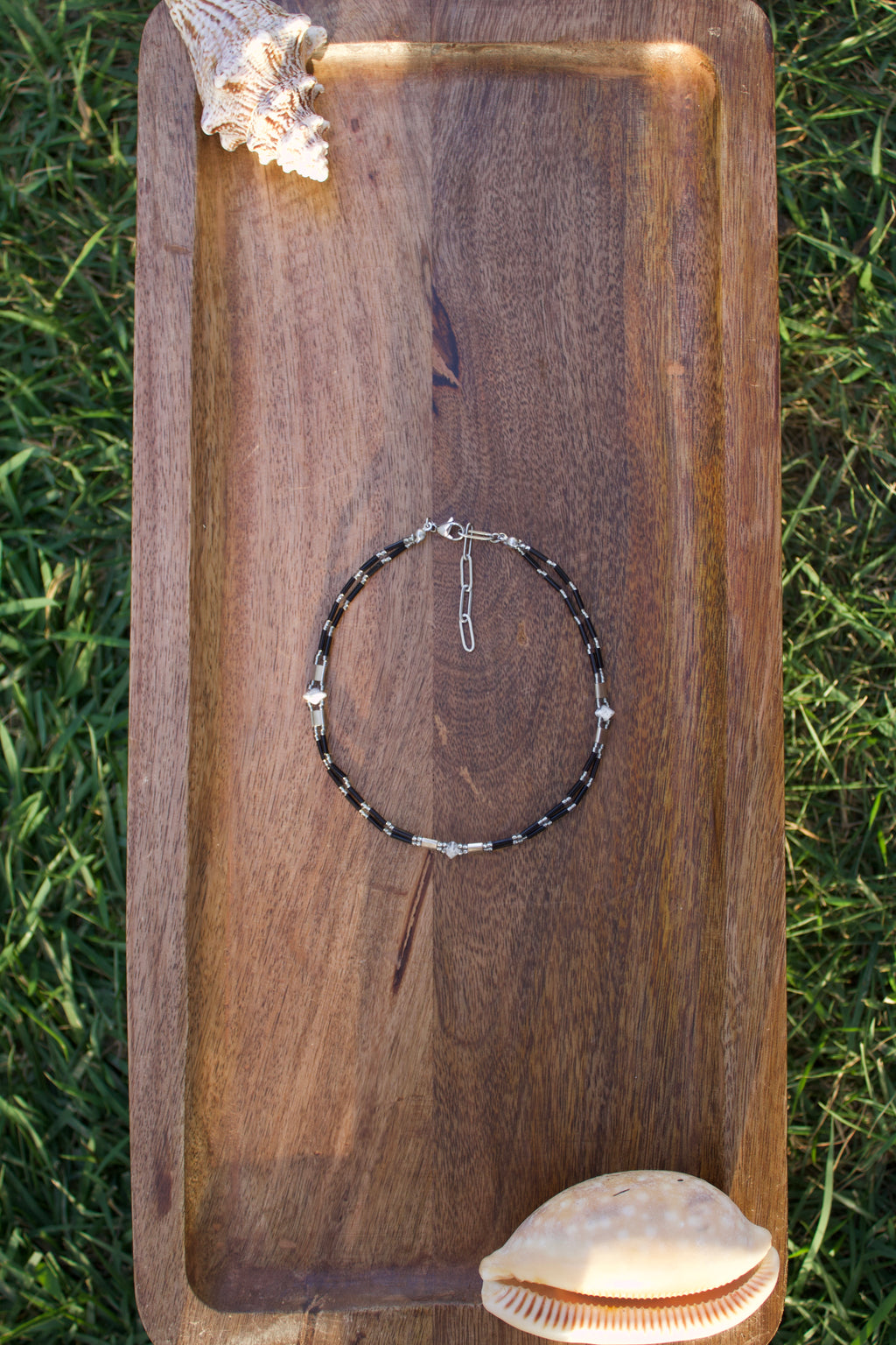 UCHŪ Chokers