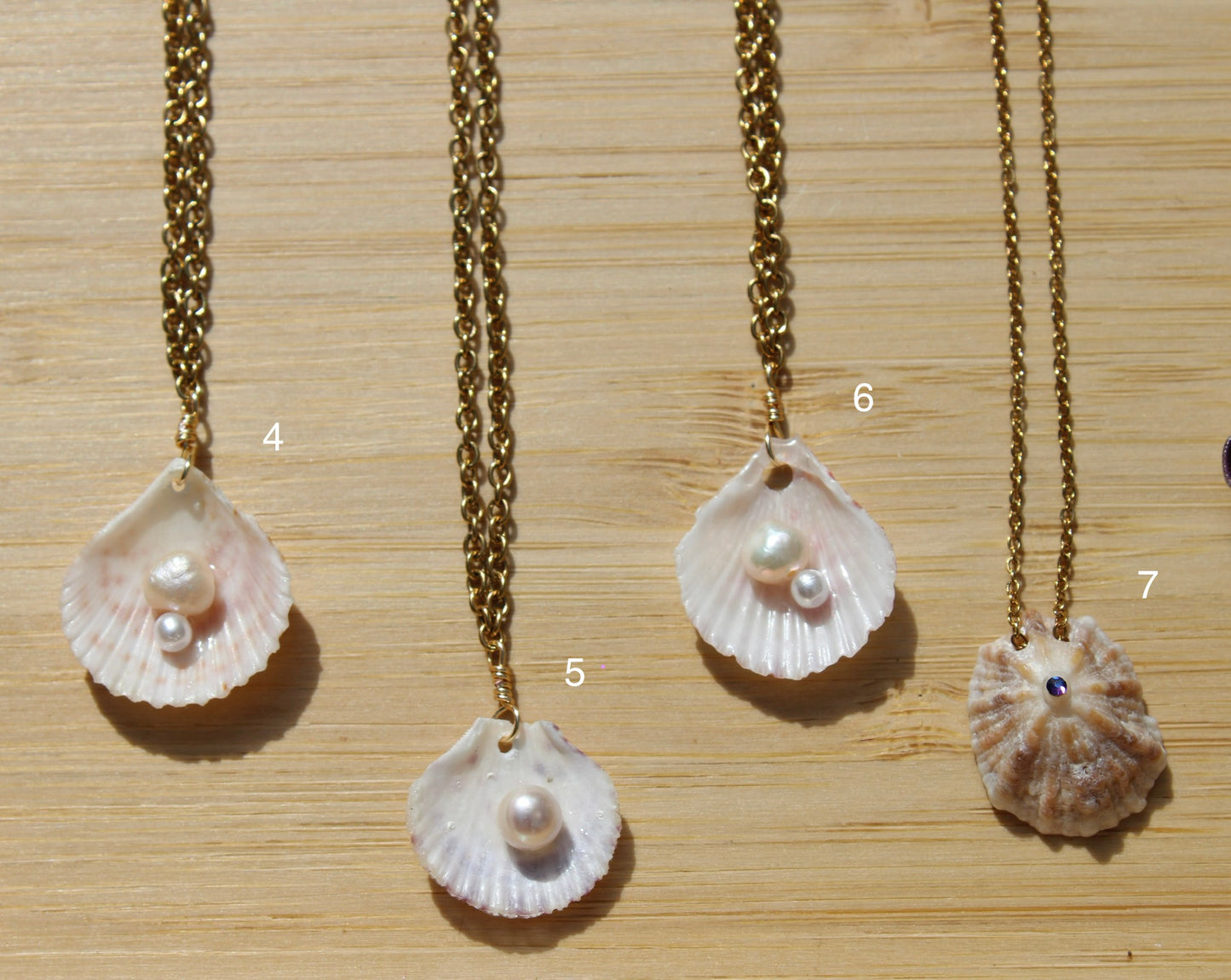 Sea shell necklace’s