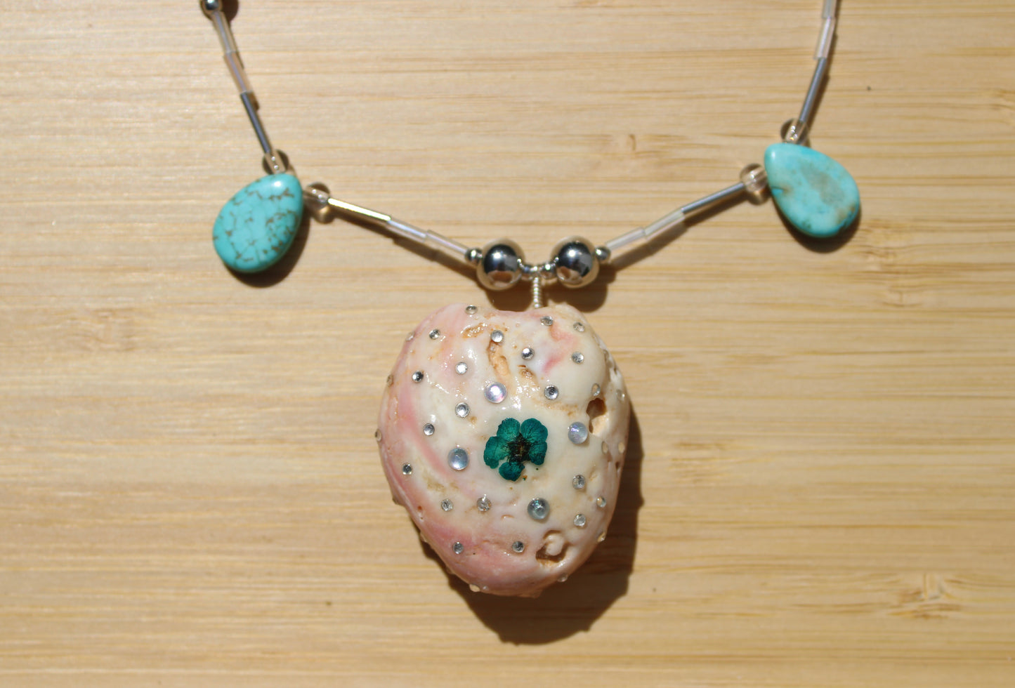 Sea shell necklace 015