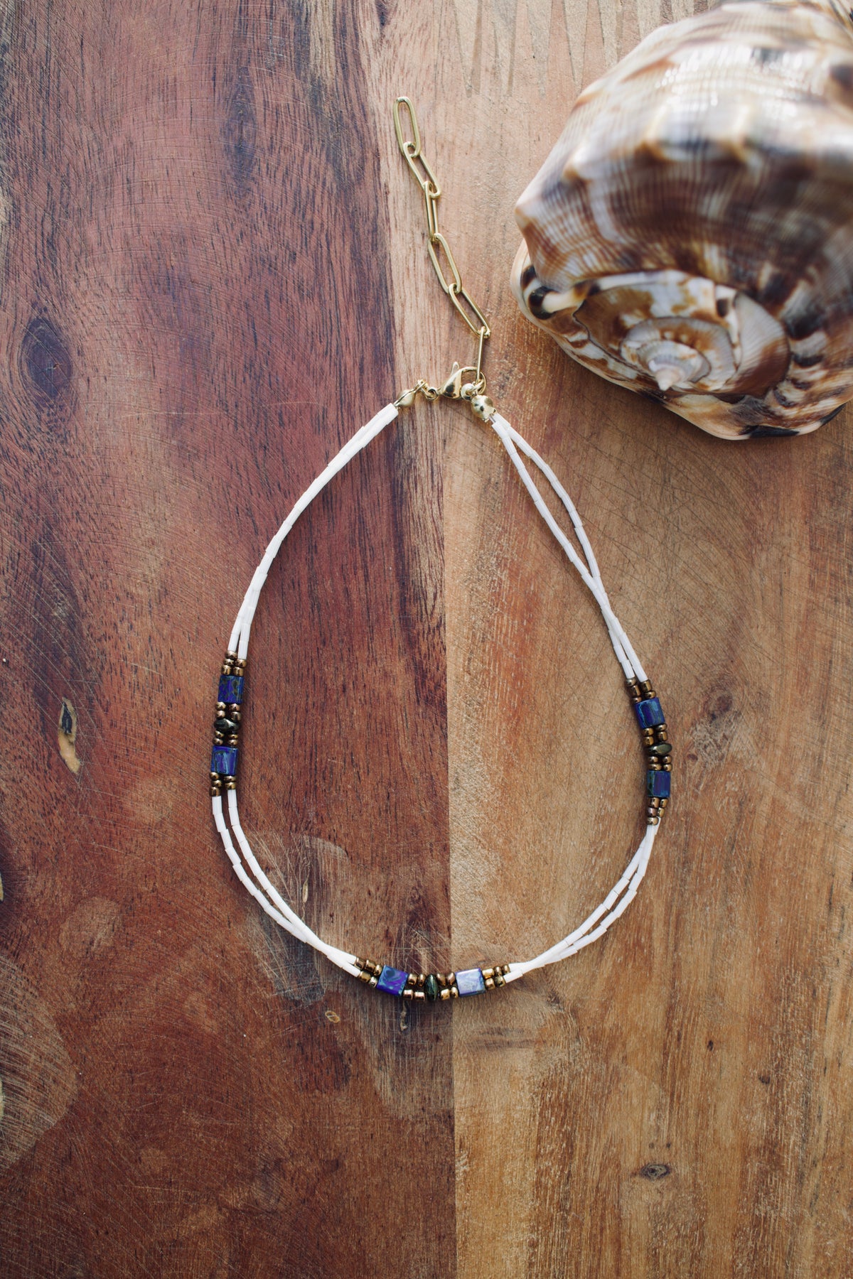 UCHŪ Chokers