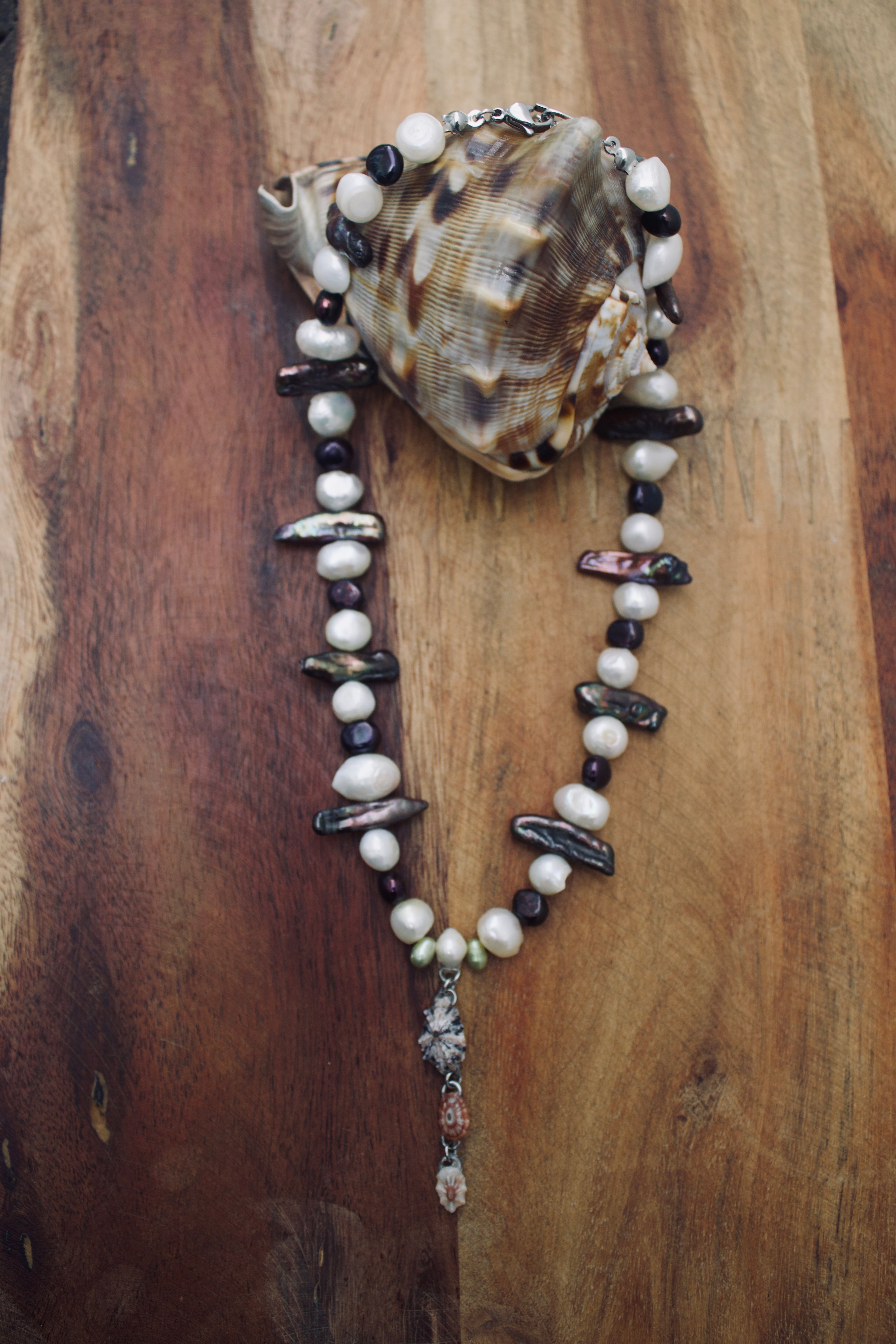 Necklace lllllllllllll