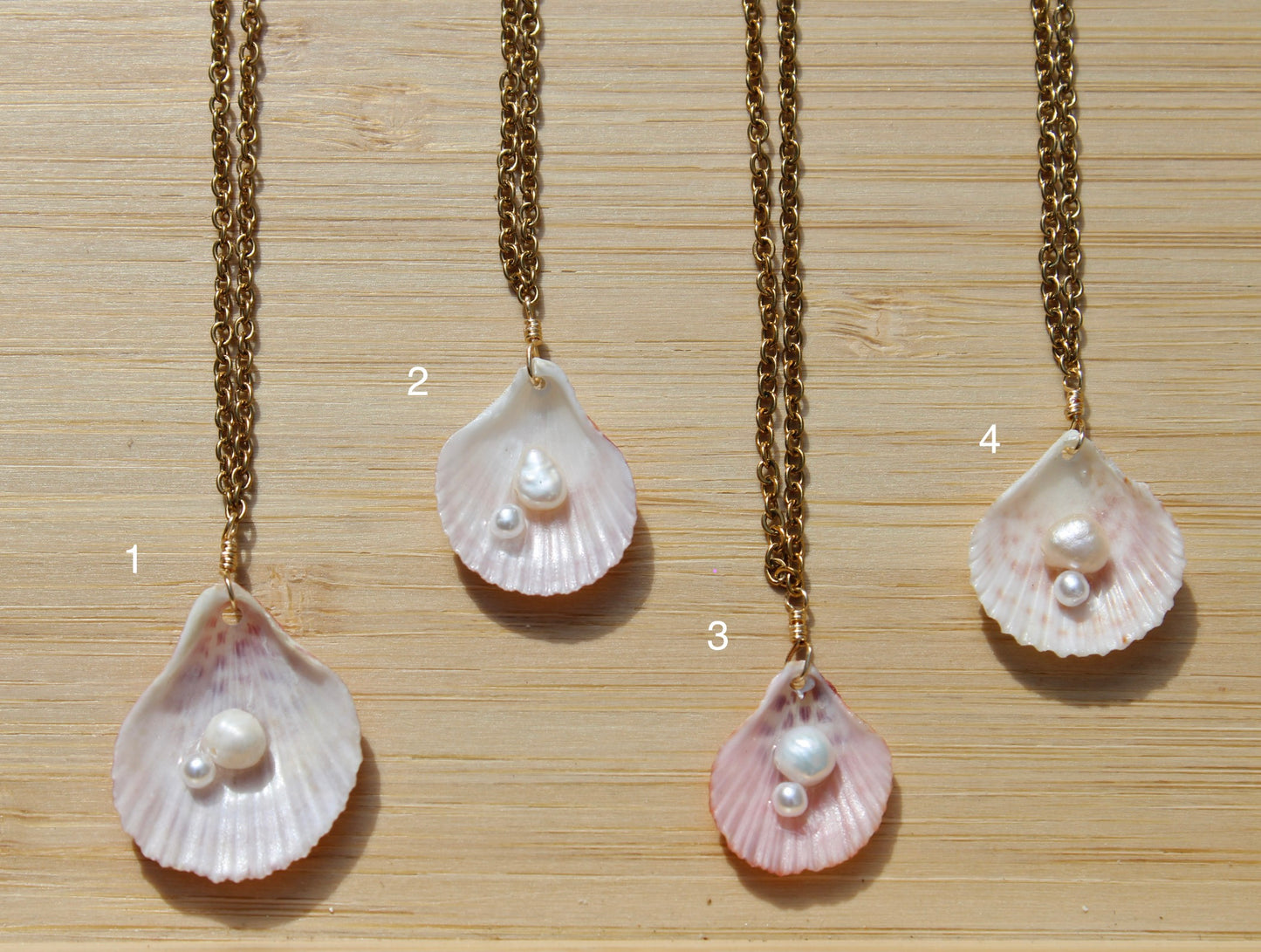 Sea shell necklace’s