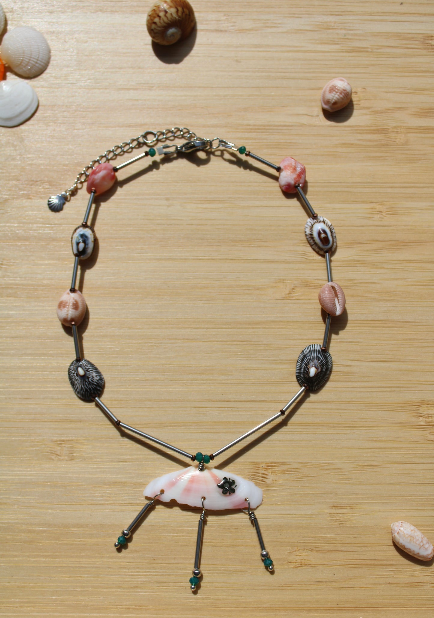 Sea shell necklace 006