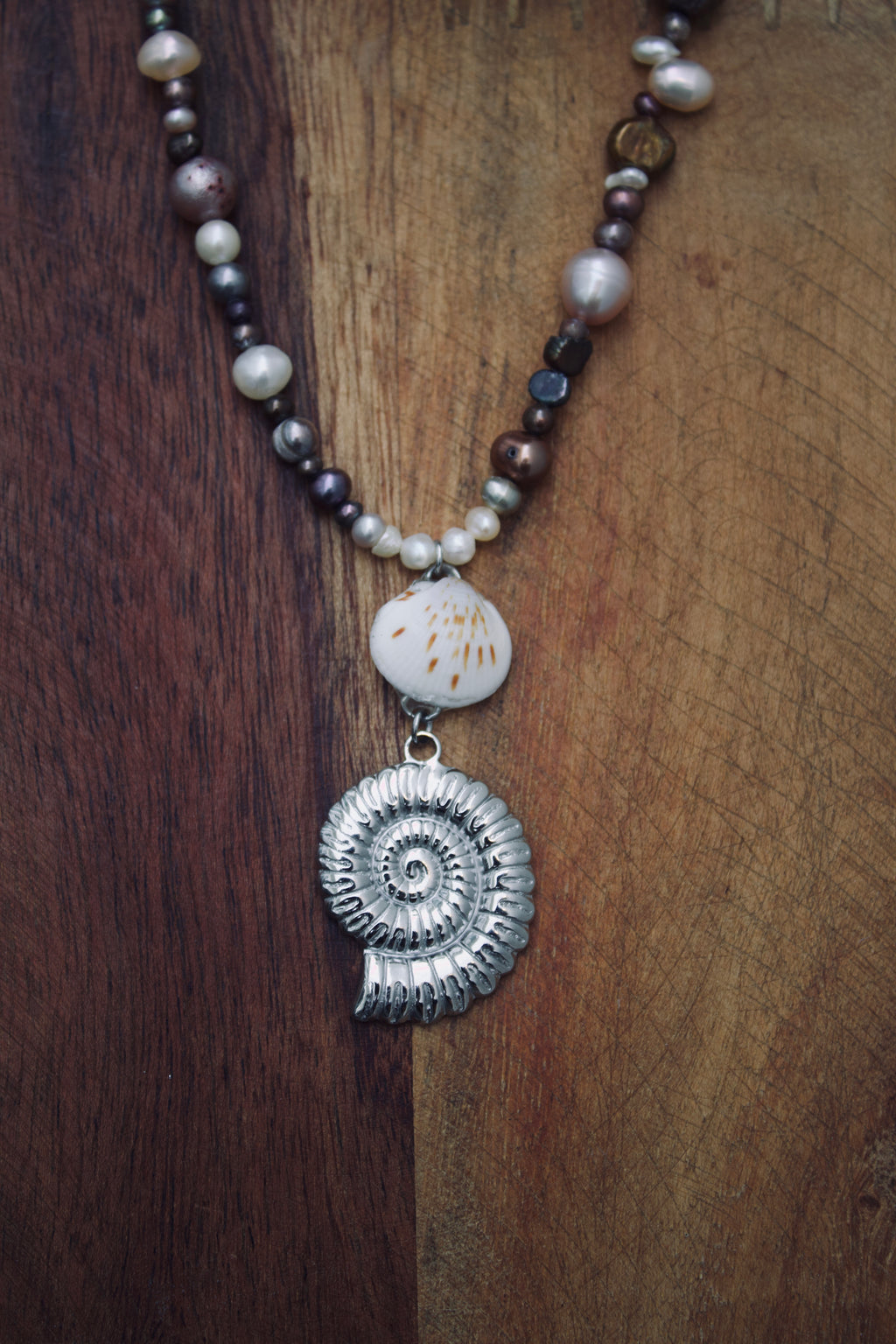 Necklace lllllllllll