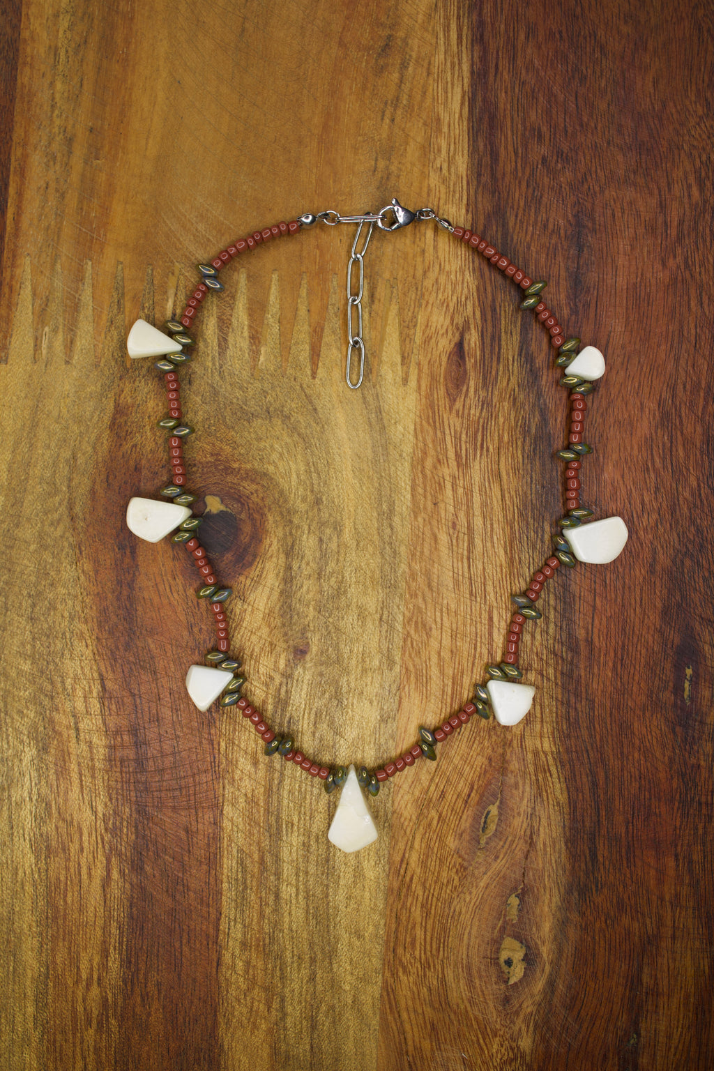 Naia Necklace