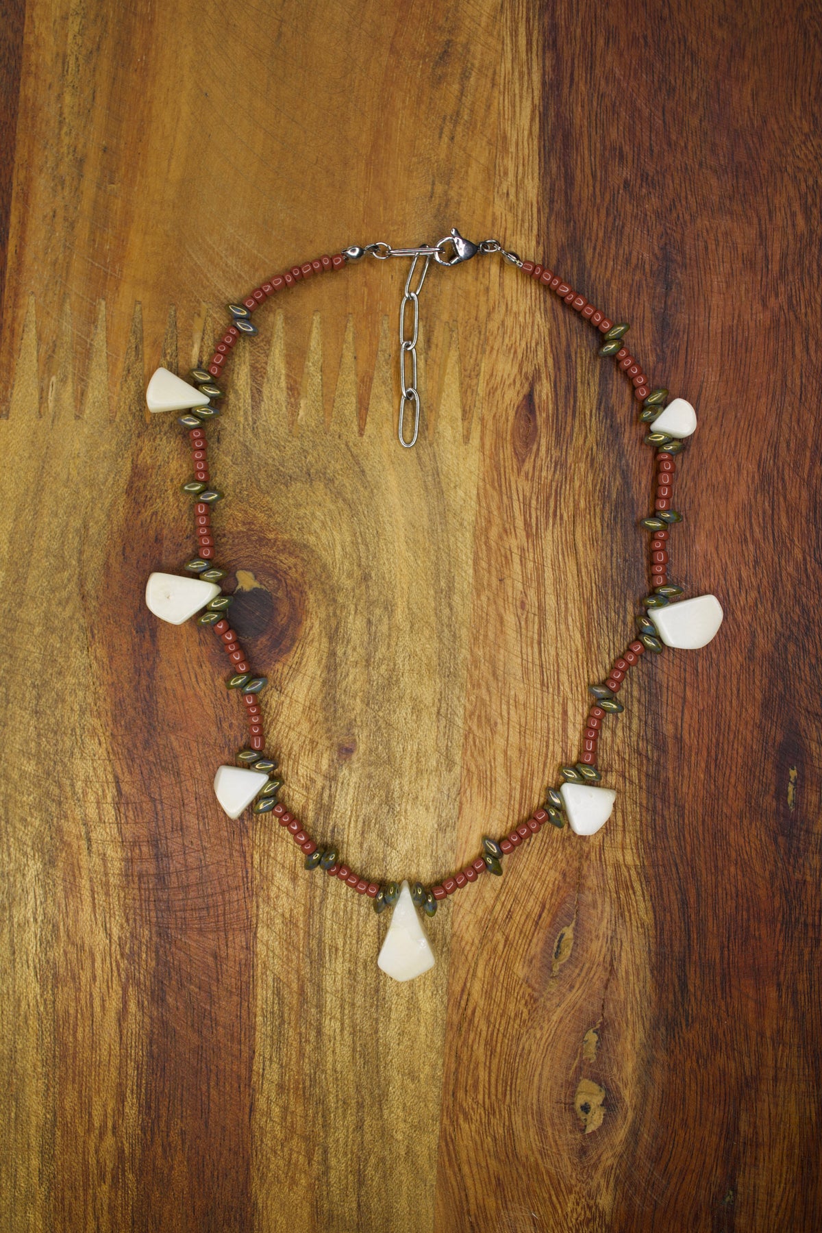 Naia Necklace