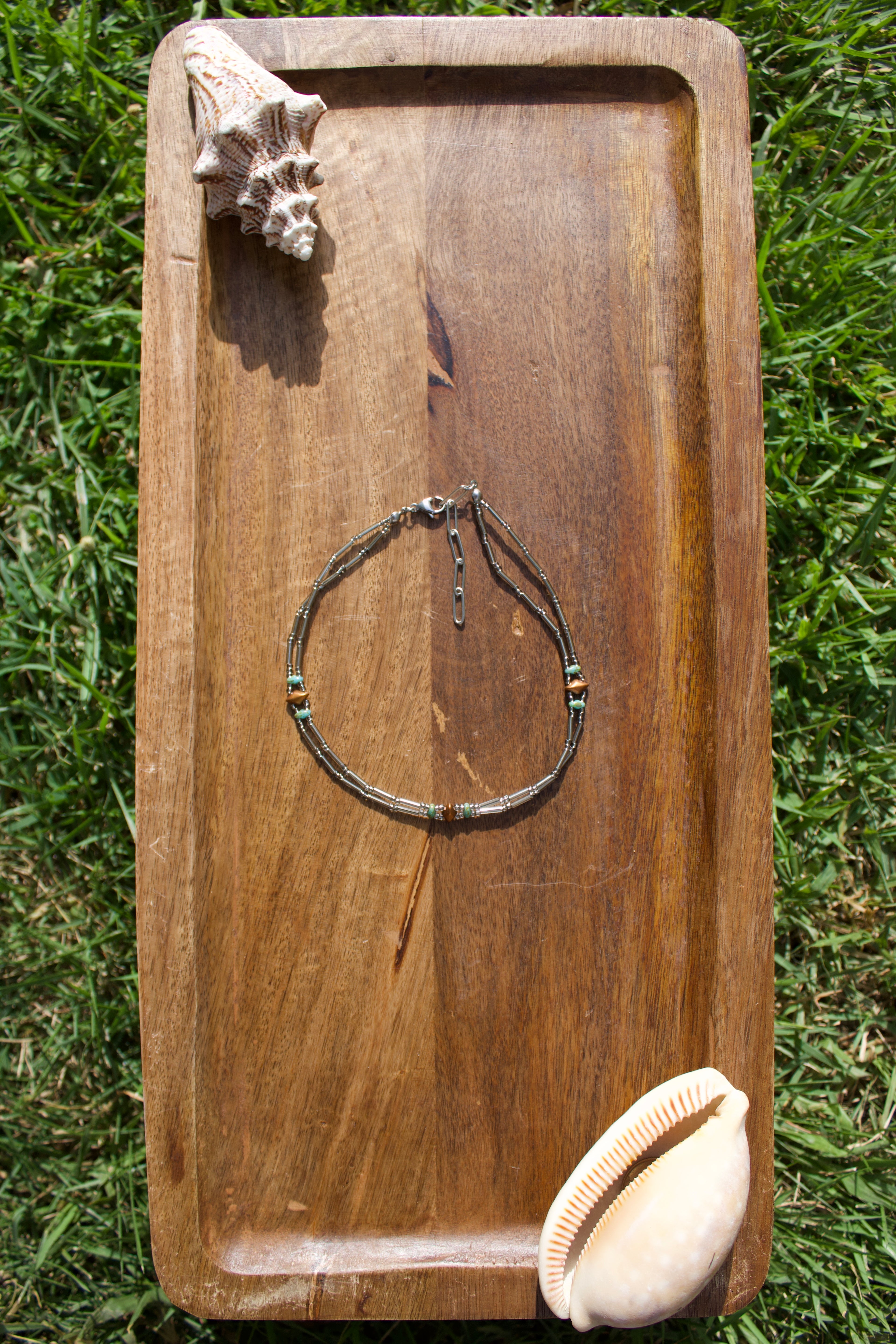 UCHŪ Chokers